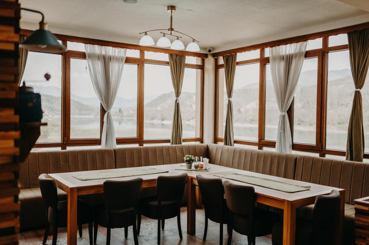 Hotel Noor 코니츠 외부 사진