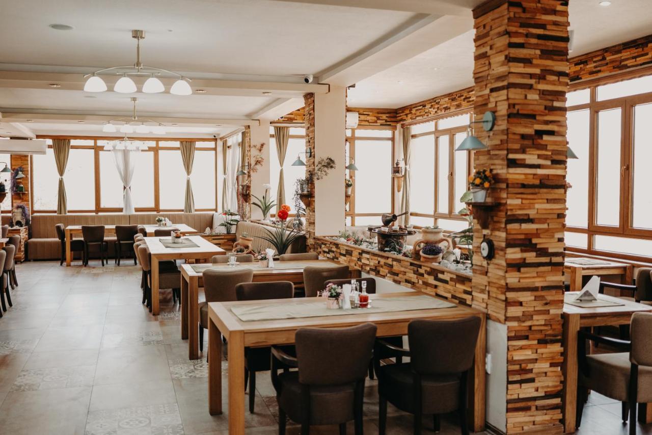 Hotel Noor 코니츠 외부 사진