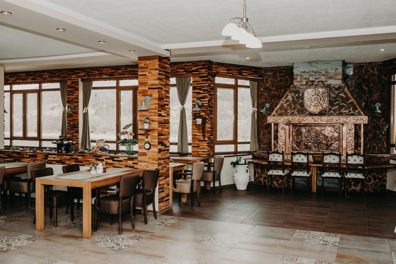 Hotel Noor 코니츠 외부 사진