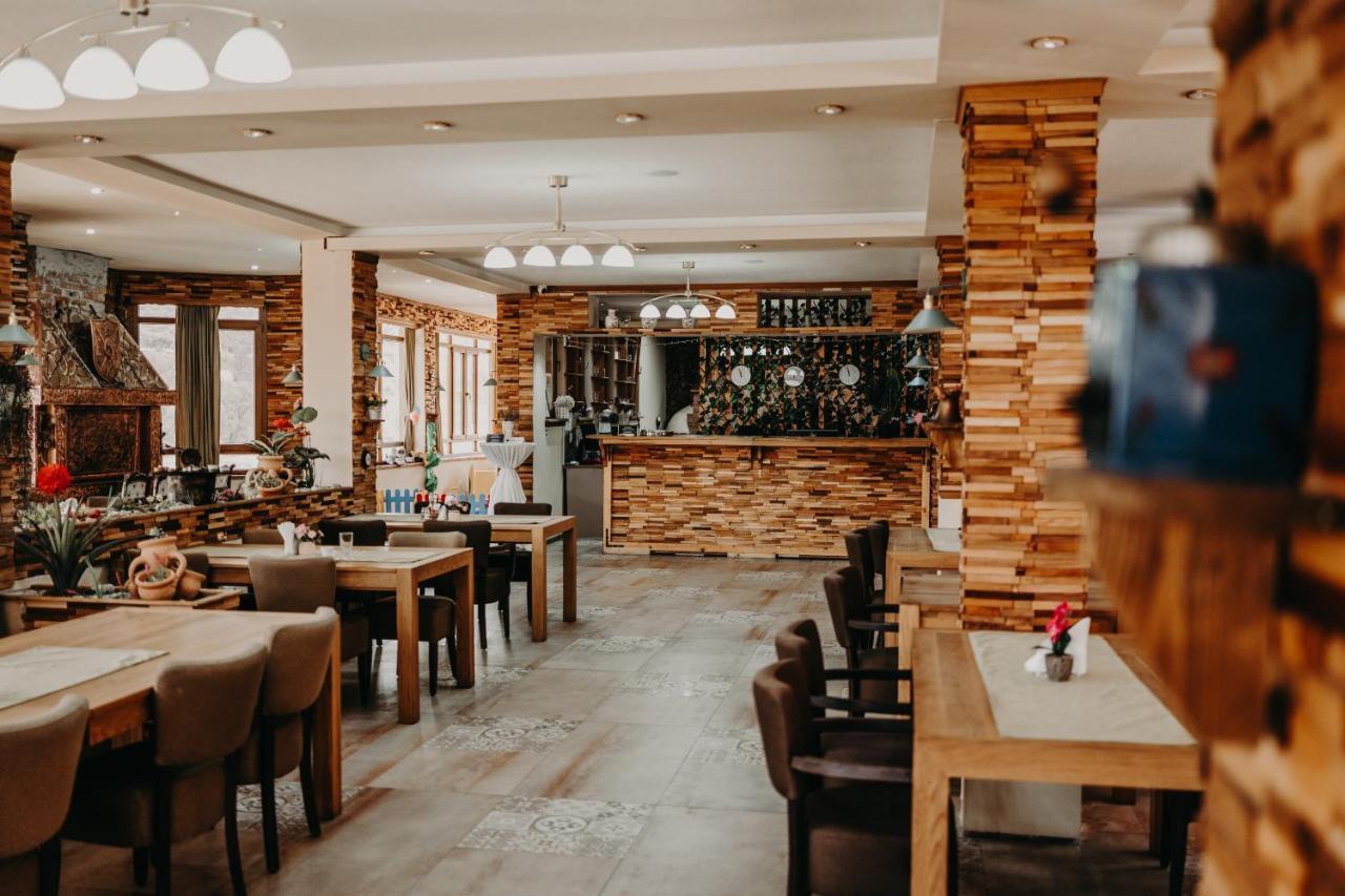 Hotel Noor 코니츠 외부 사진