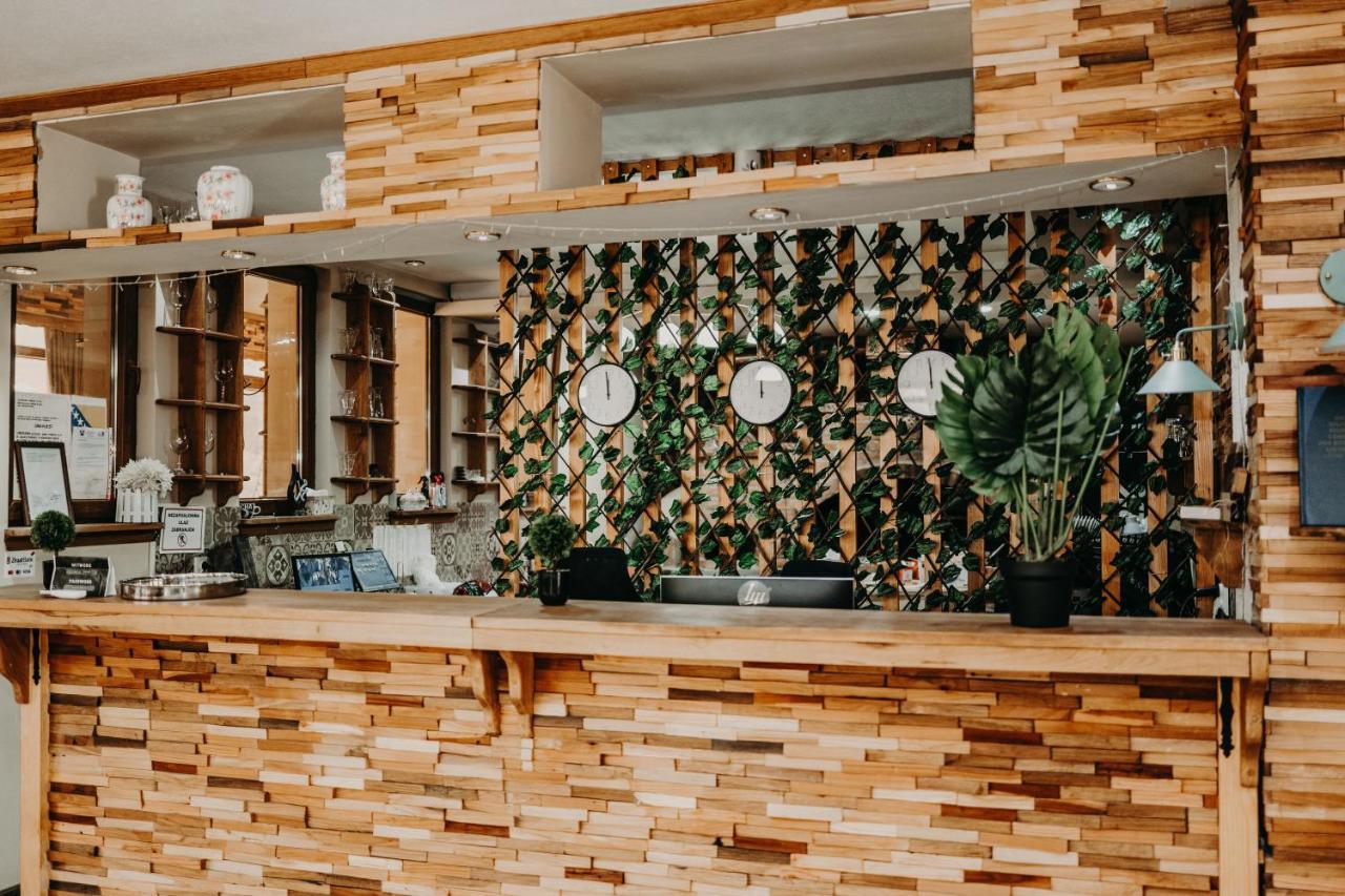 Hotel Noor 코니츠 외부 사진