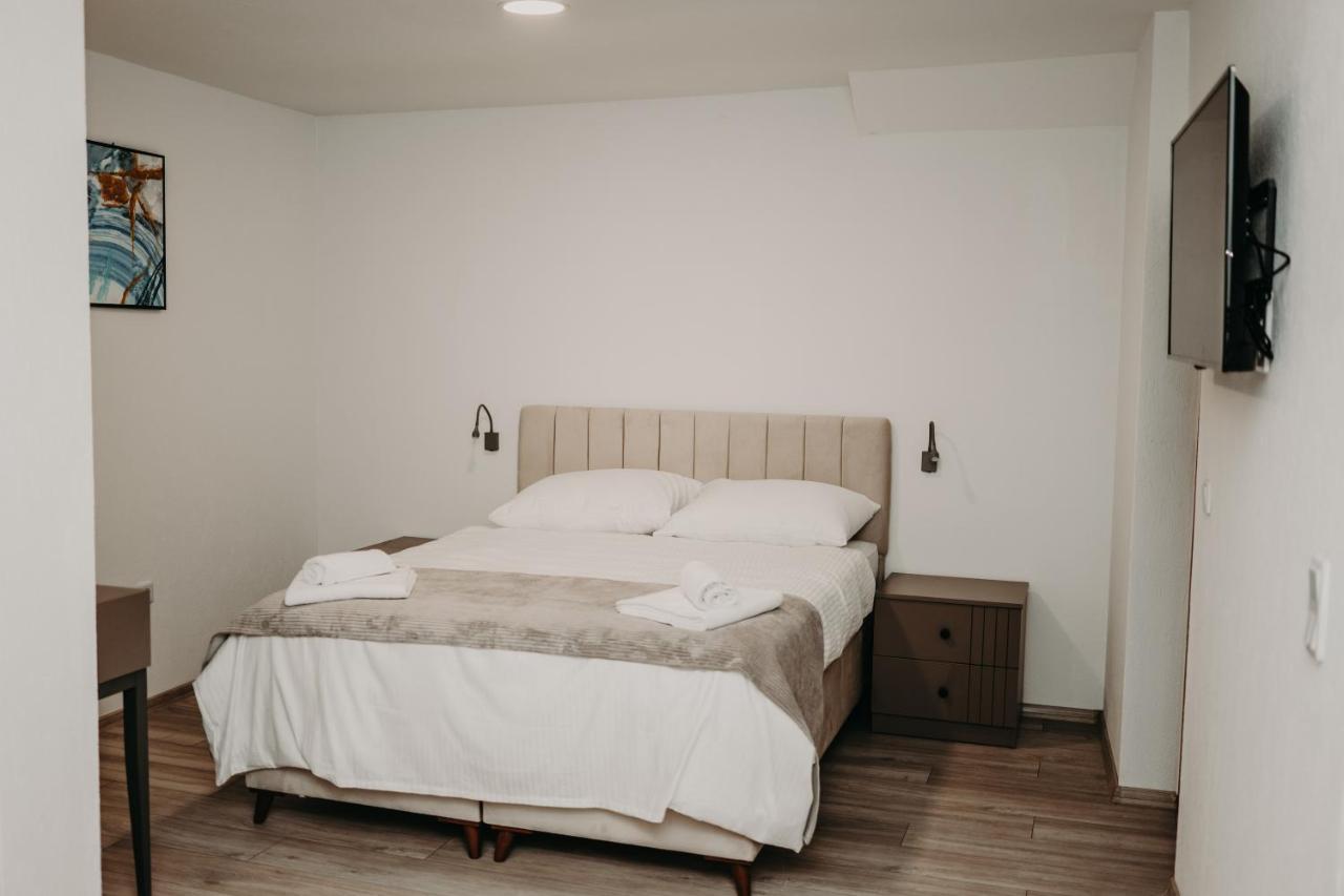 Hotel Noor 코니츠 외부 사진