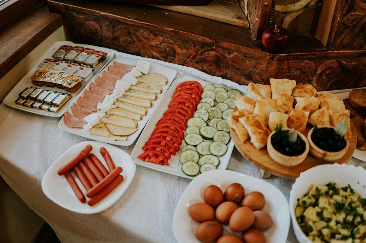 Hotel Noor 코니츠 외부 사진
