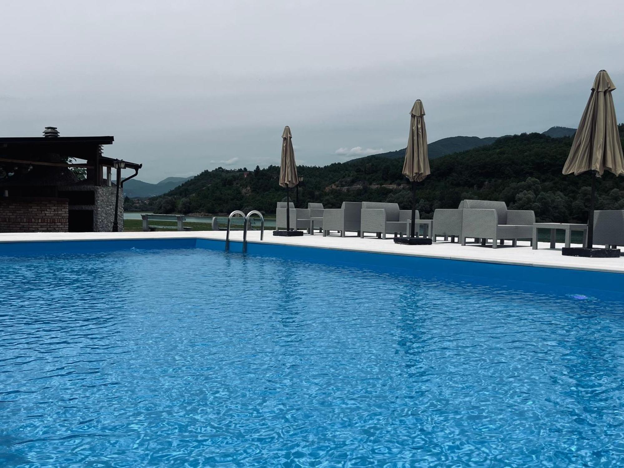 Hotel Noor 코니츠 외부 사진